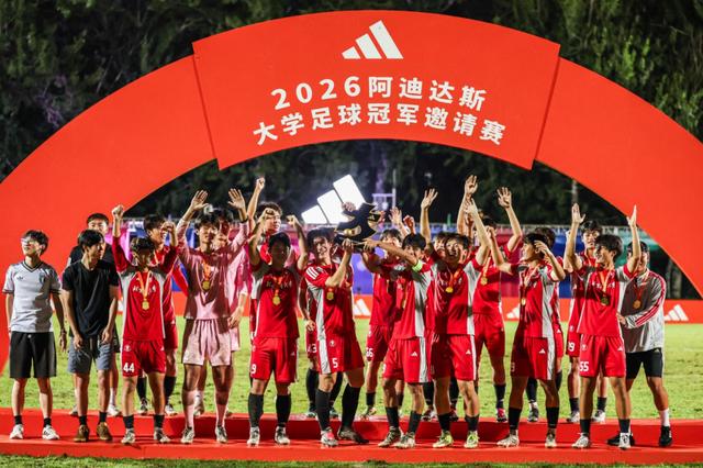 1.25亿先生破荒之战戴帽,利物浦6